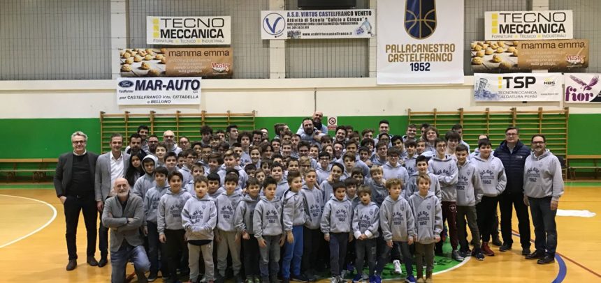 Spettacolo al Palavenale con la Festa di Natale della Pallacanestro Castelfranco 1952